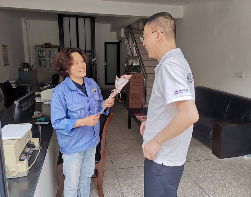 السيارات يوم الأم الرعاية