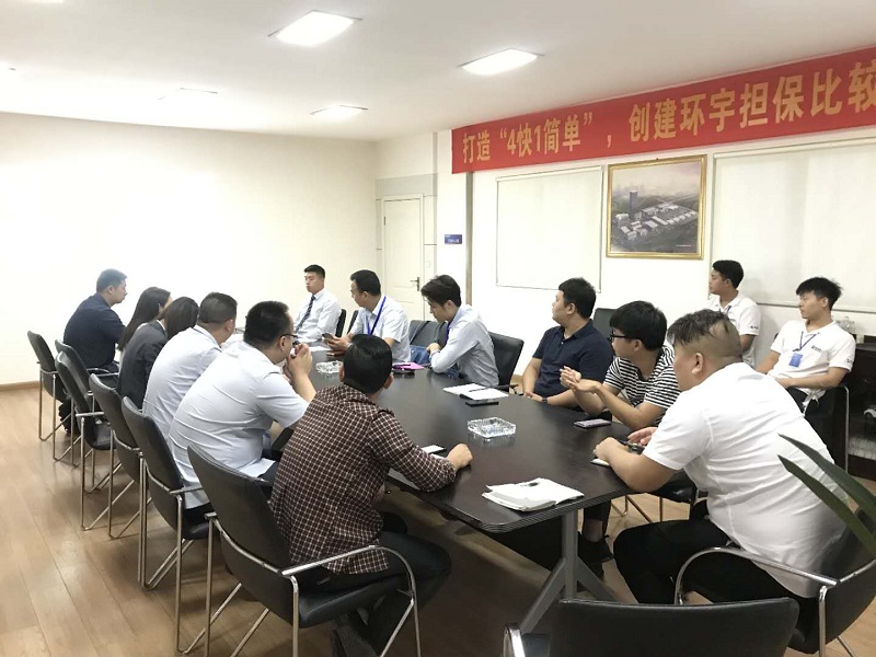 دورة توجيهية للموظفين الجدد ومناقشة للموظفين الجدد