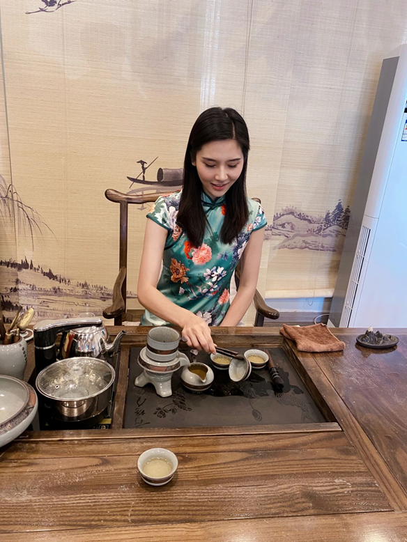 سعر واحد، احتفال، فترة طويلة.