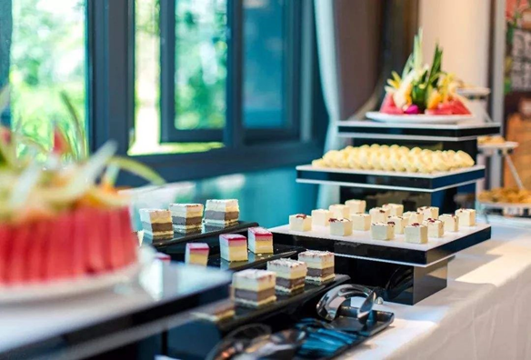 سعر واحد، احتفال، فترة طويلة.