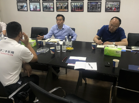 وزير التجارة في منطقة بانان، سو زينغ رونغ، يزور شركتنا