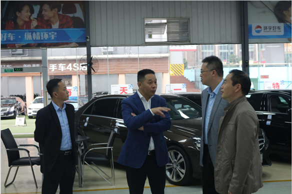 ترحيبا حارا بقيادة لجنة التجارة في منطقة بانان لزيارة العمل التوجيهي البيئي