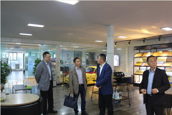 ترحيبا حارا بقيادة لجنة التجارة في منطقة بانان لزيارة العمل التوجيهي البيئي