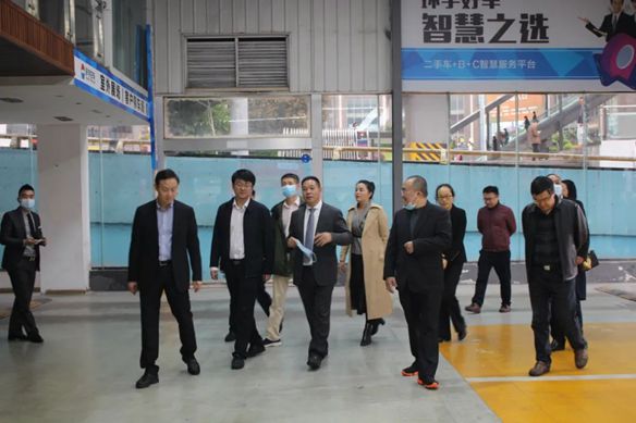 نرحب ترحيبا حارا بإدارة التجارة الخارجية والإحصاءات الاقتصادية التابعة للمكتب الوطني للإحصاء في زيارة السيارات Huanyu