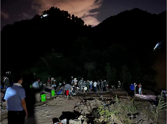 النار على الجبال، والنار على الجبال، والنار على الجبال، والنار على الجبال.