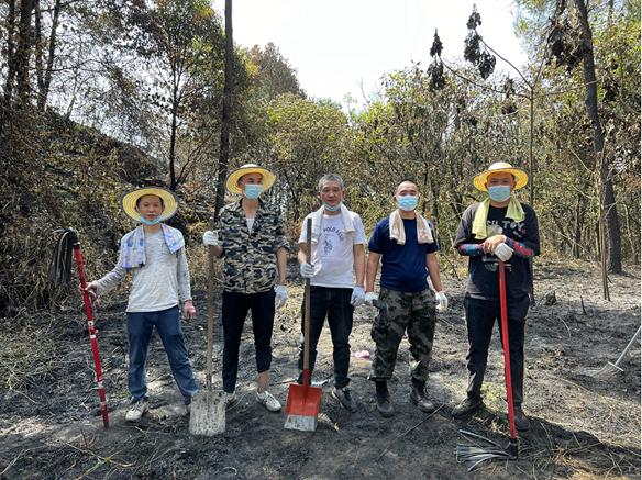 النار على الجبال، والنار على الجبال، والنار على الجبال، والنار على الجبال.