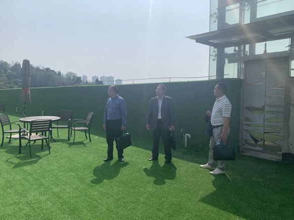 أرحب بحرارة بمدير منطقة بانان للمؤتمر الاستشاري السياسي وو جينبينغ في زيارة العمل المحيطي