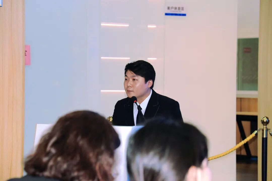 اختتم بنجاح مؤتمر التدريب على سياسة تعزيز التجارة الخارجية في منطقة بانان ، وتساعد شركة هوانيو السيارات في خطة عمل 