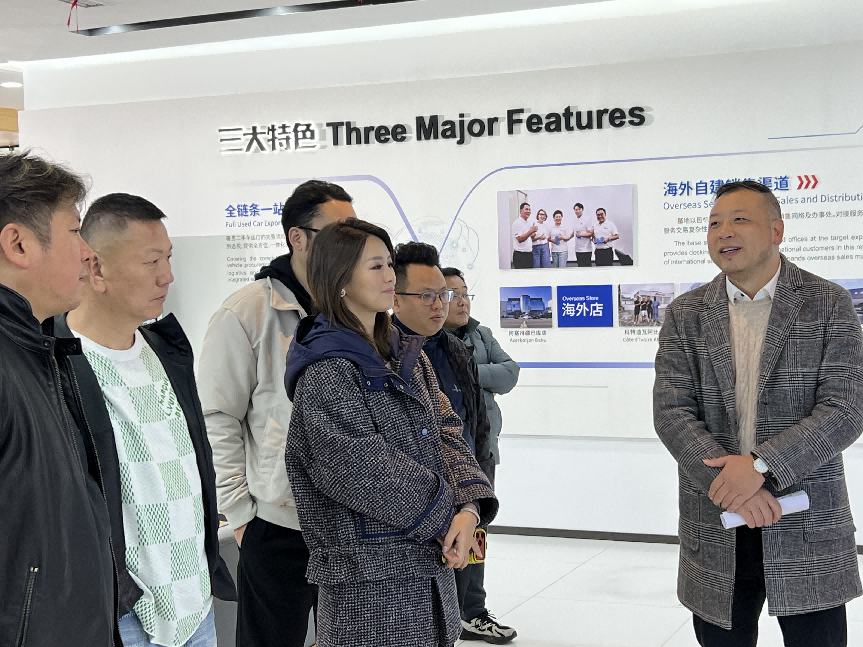 قاعدة تصدير السيارات المستعملة في تشونغتشين بانان تتعاون مع شركة WANKO Global Automotive ضمان الجودة ، وبناء نظام خدمة ما بعد البيع في الخارج للسيارات التصدير