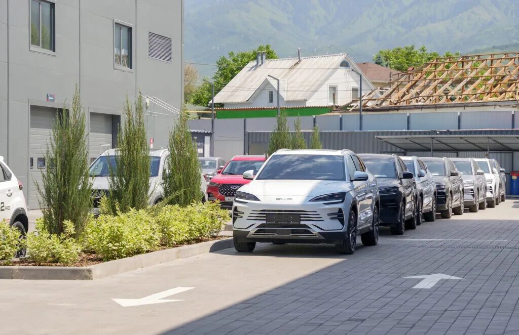 السيارات الصينية في أوزبكستان: PHEV ارتفعت بنسبة 85٪ في الربع الأول ، بينما تقلصت واردات السيارات الكهربائية 2.7 مرة