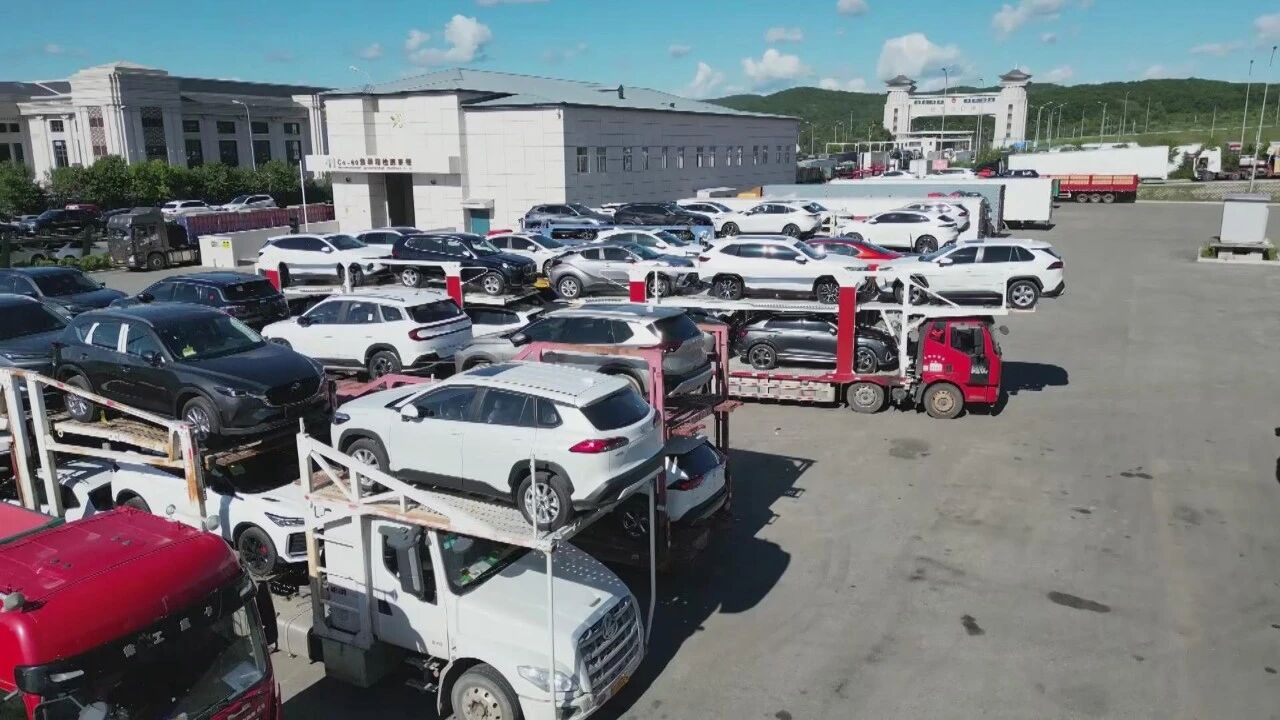 تصدير السيارات المستعملة في ميناء سويفين نهر قوة الزخم مع التجارة الروسية تشهد زيادة في الكم والجودة