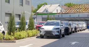 السيارات الصينية في أوزبكستان: PHEV ارتفعت بنسبة 85٪ في الربع الأول ، بينما تقلصت واردات السيارات الكهربائية 2.7 مرة
